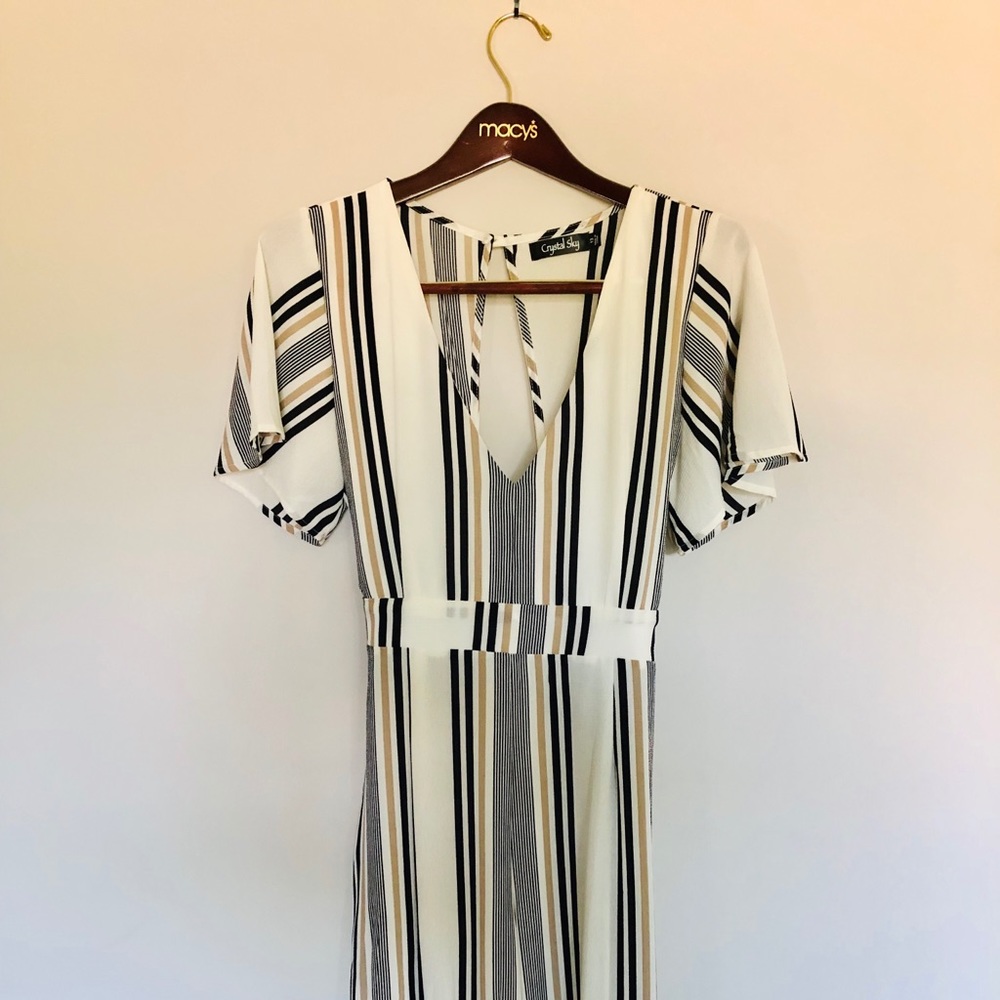 *NEVER WORN* Short Sleeved Striped Jumpsuit